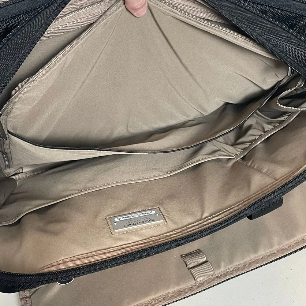 Briggs & Riley KB437X-4 EXPANDABLE Nylon Travel Brief Case